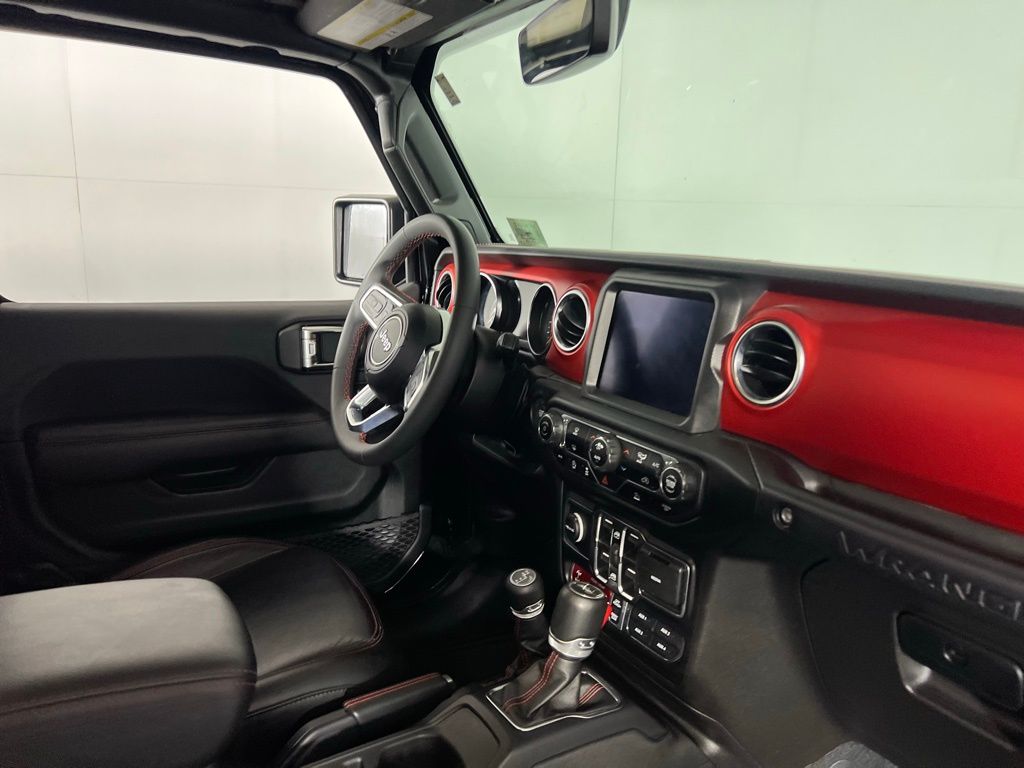 2023 Jeep Wrangler Rubicon photo 29
