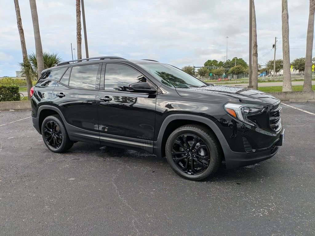 2021 Gmc Terrain SLE photo 2
