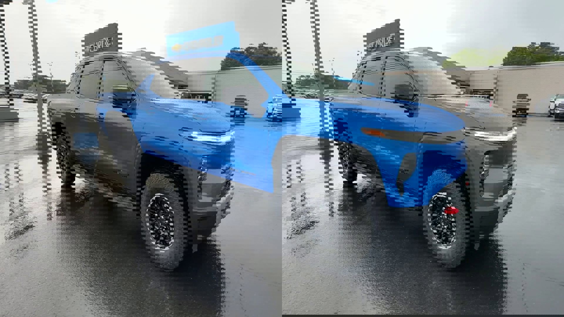 2026 Chevrolet Silverado EV Trail Boss photo 2