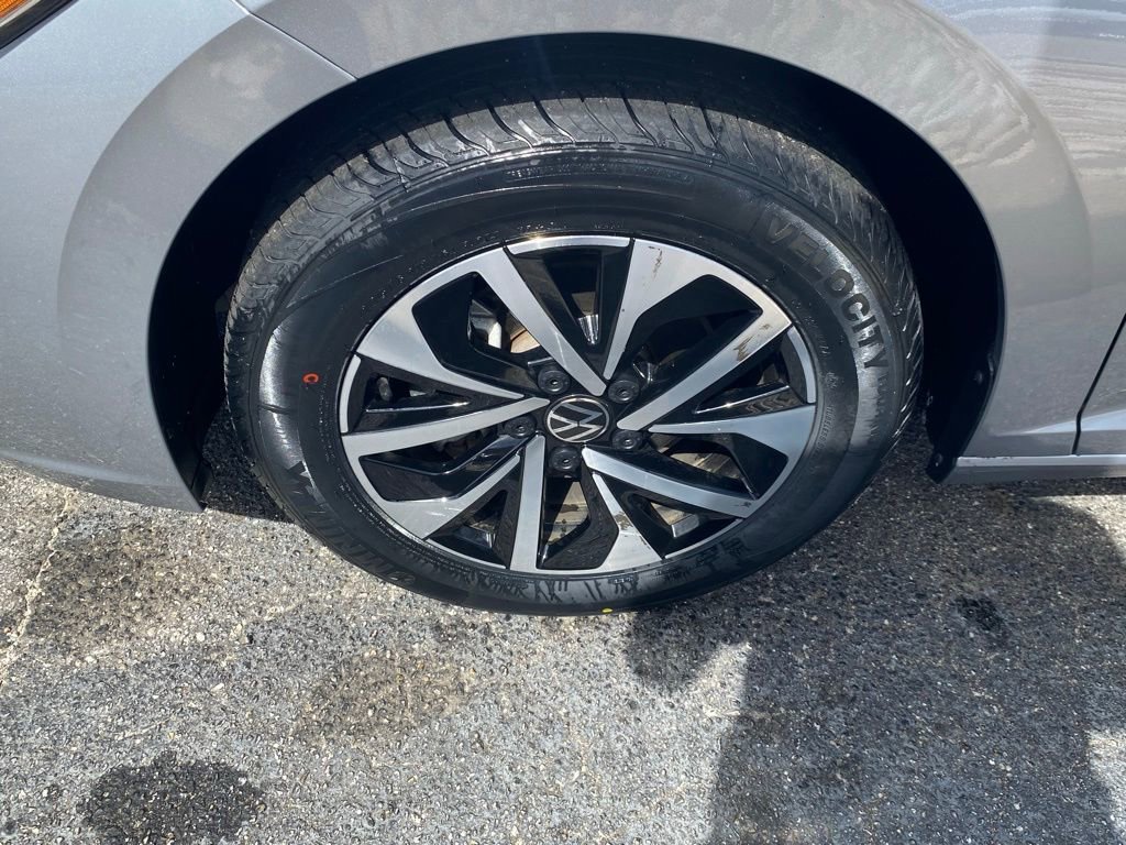 2024 Volkswagen Jetta 1.5T S photo 13