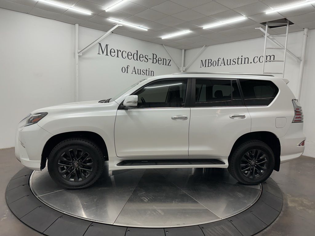 2023 Lexus GX 460 photo 2