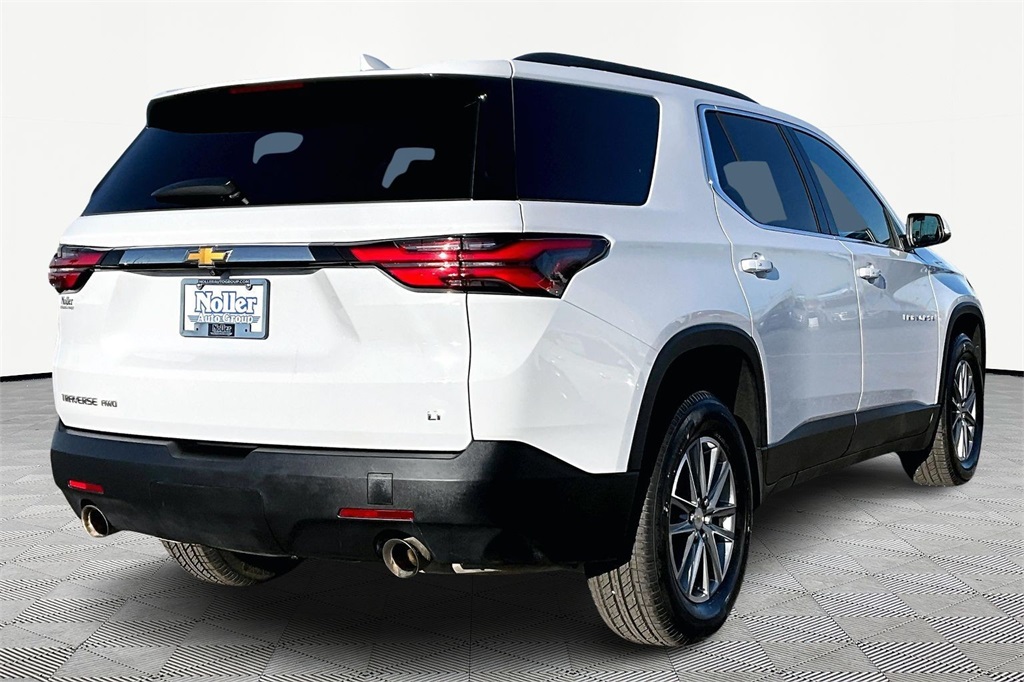 Used 2023 Chevrolet Traverse 3LT with VIN 1GNEVHKW9PJ182851 for sale in Kansas City