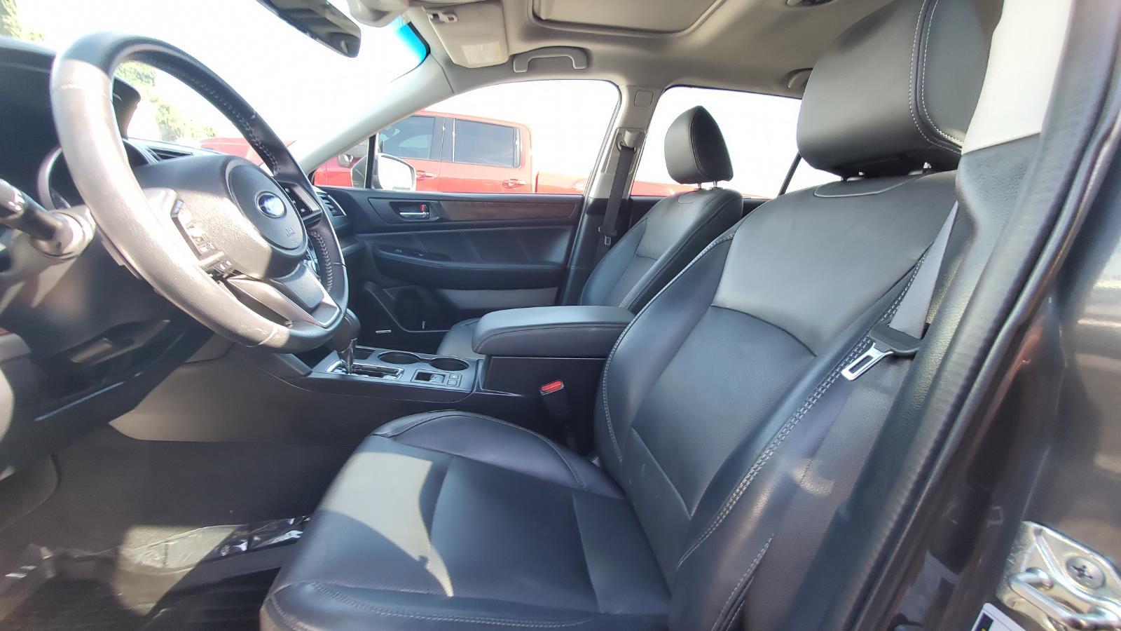 2019 Subaru Outback Limited photo 3