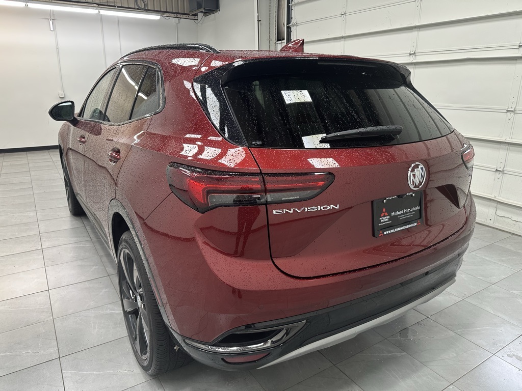 2023 Buick Envision Essence photo 3