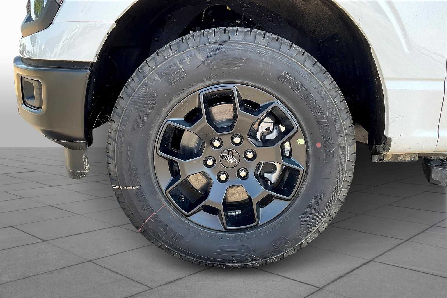 2025 Ford F-150 STX photo 11