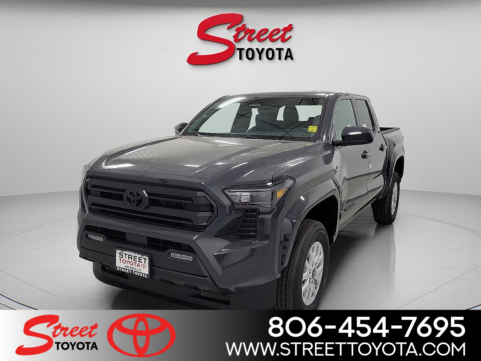 2025 Toyota Tacoma SR5's photo