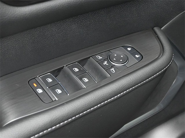 2025 Nissan Armada Platinum photo 13