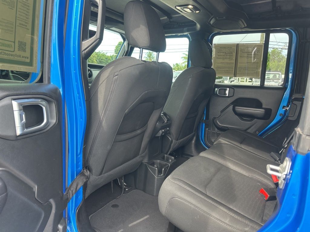 2021 Jeep Wrangler Unlimited Willys photo 31