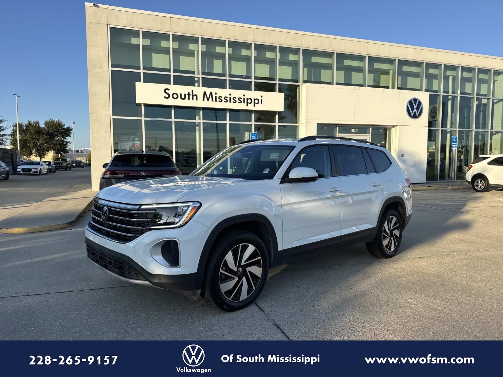 2025 Volkswagen Atlas SE w/Tech's photo