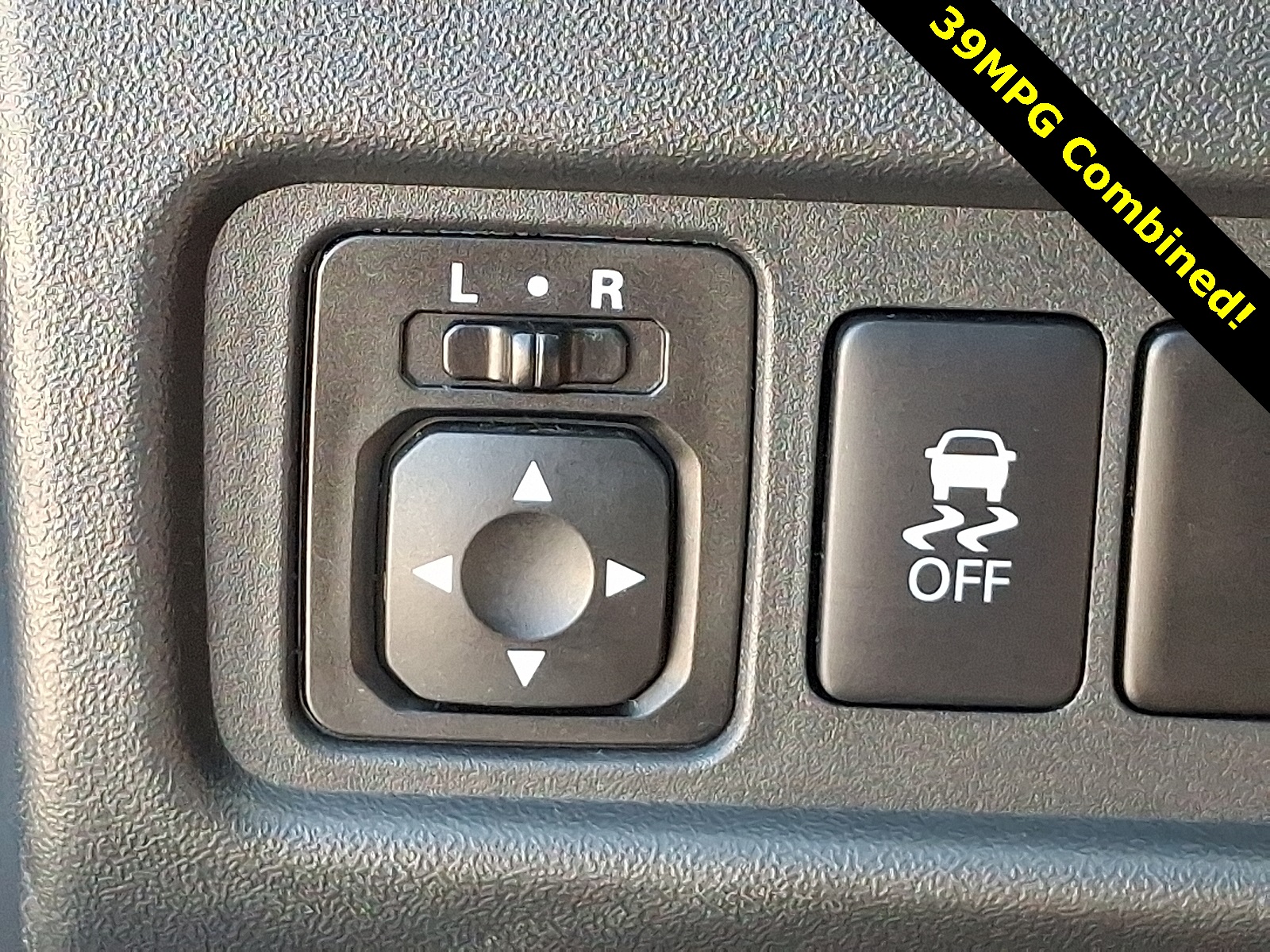2023 Mitsubishi Mirage LE photo 17