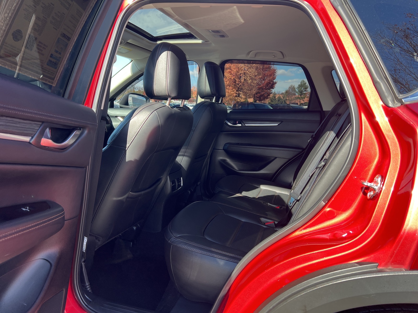 2023 Mazda CX-5 2.5 S Premium photo 4