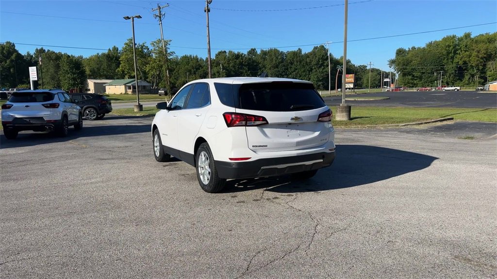2024 Chevrolet Equinox LT photo 11