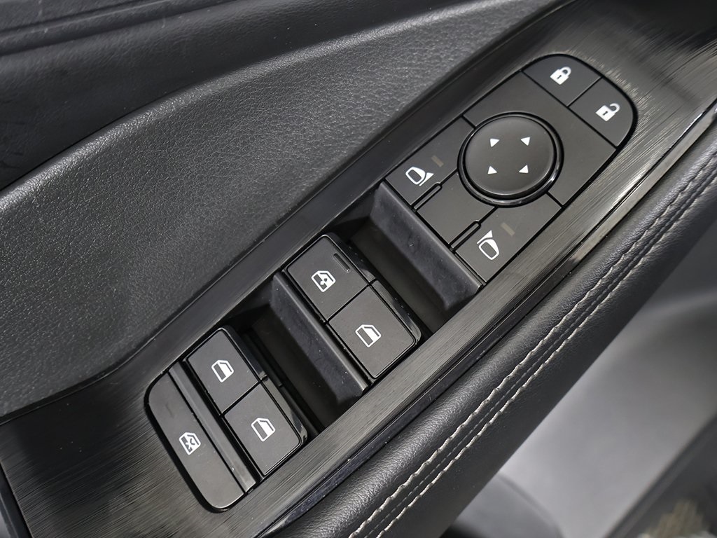 2024 Nissan Rogue SV photo 34