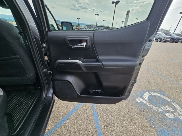2021 Toyota Tacoma TRD Sport photo 19