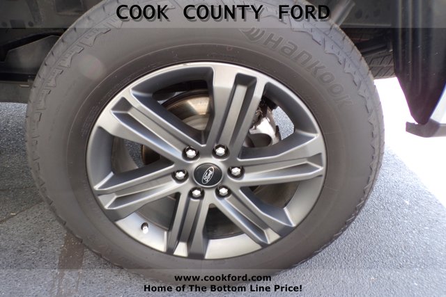 2023 Ford F-150 XLT photo 16
