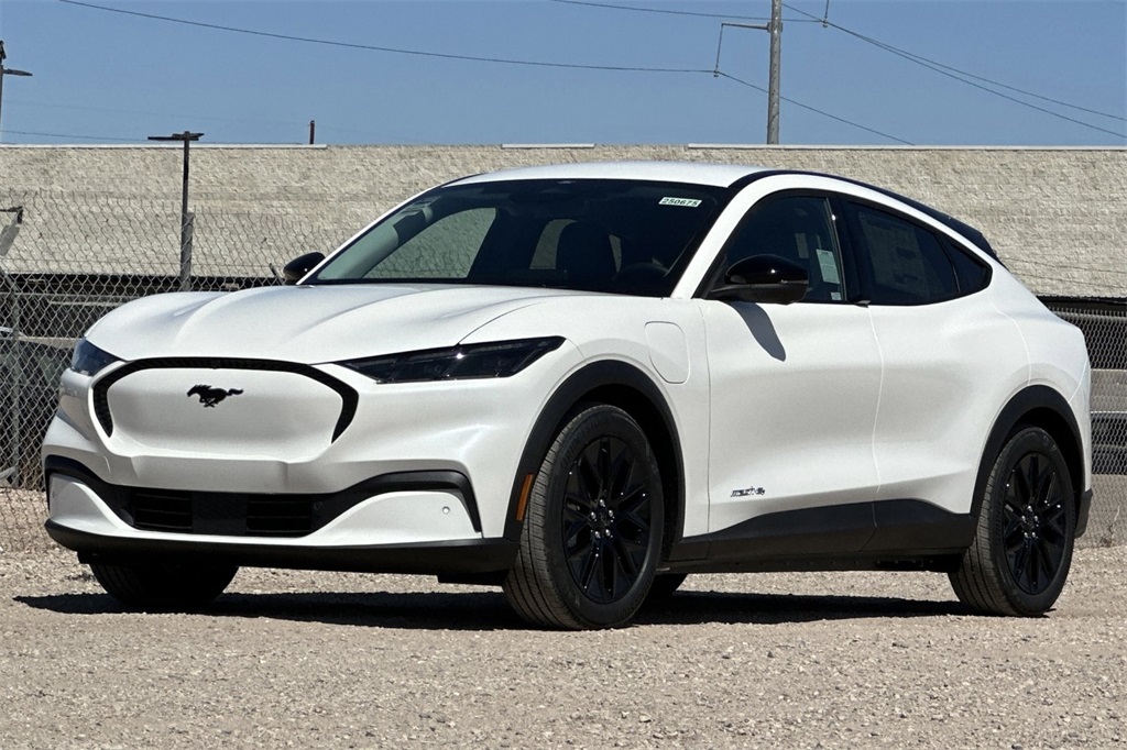2025 Ford Mustang Mach-E Select photo 7