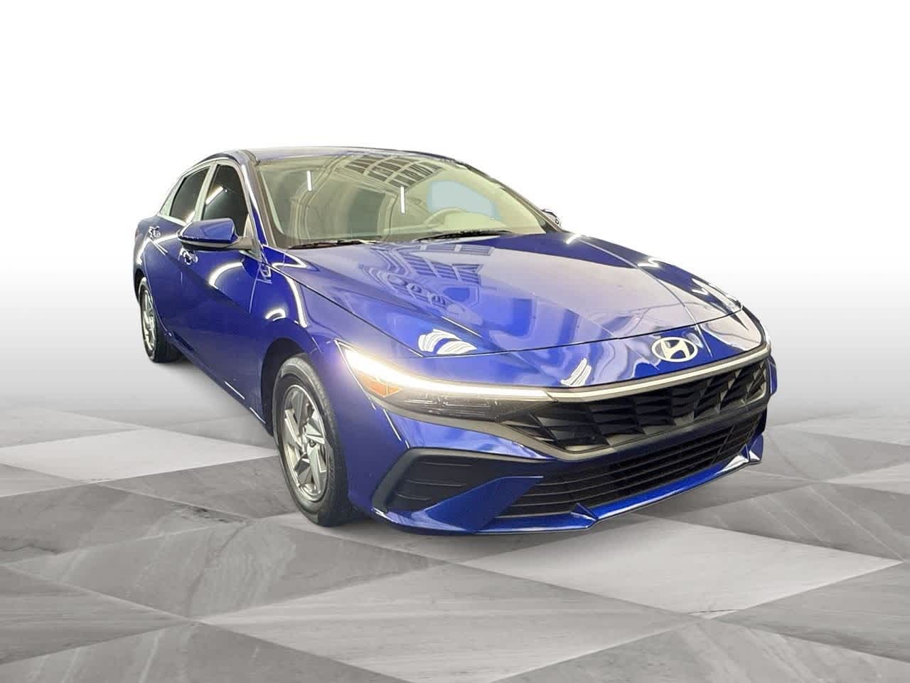 Used 2024 Hyundai Elantra SE with VIN KMHLL4DG0RU837559 for sale in Miami Gardens, FL
