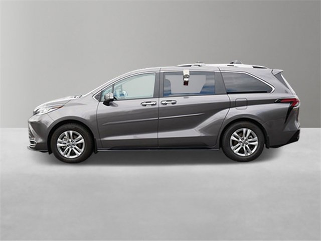 Used 2024 Toyota Sienna Limited with VIN 5TDZSKFC2RS110539 for sale in Saint Paul, Minnesota