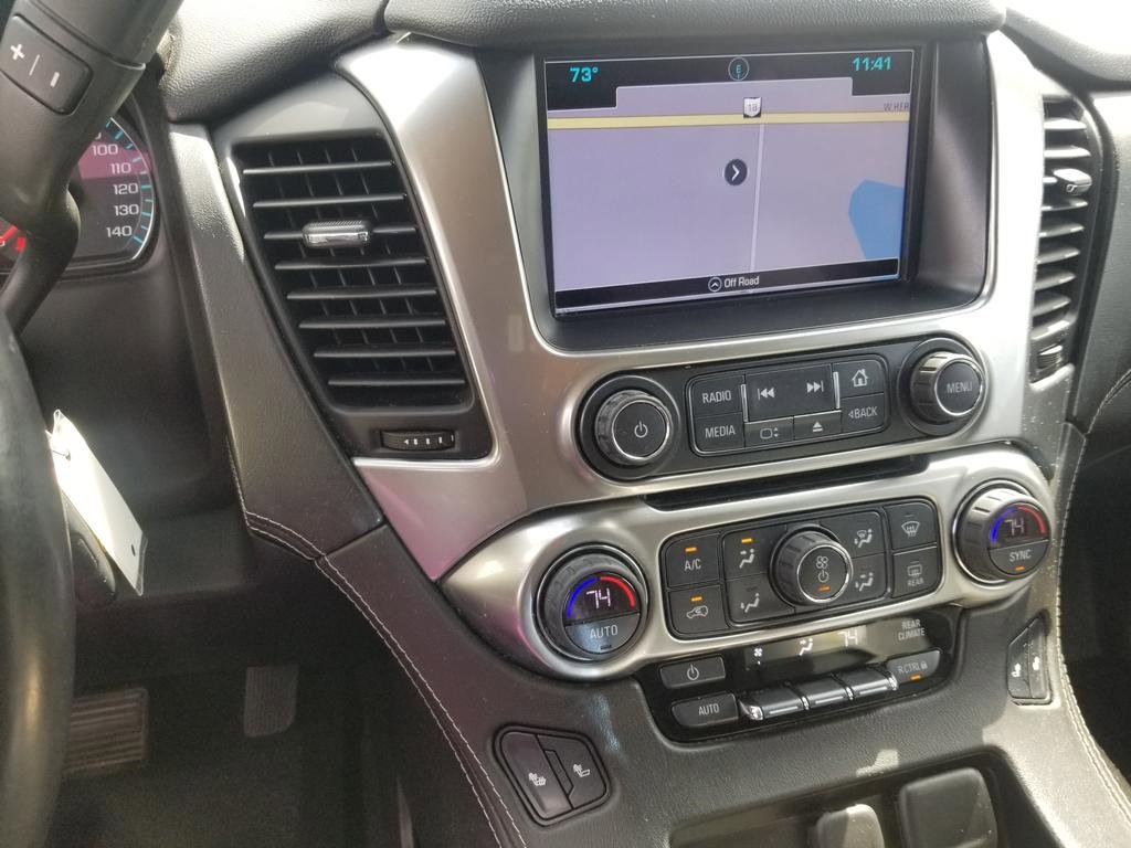 2017 Chevrolet Suburban LT photo 26