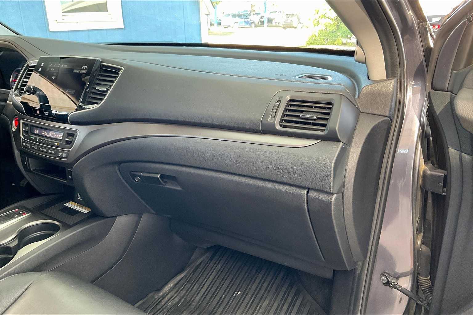 2021 Honda Pilot Special Edition photo 16
