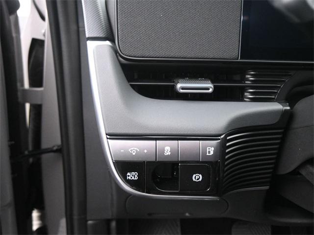 2025 Hyundai Ioniq 5 SE photo 16