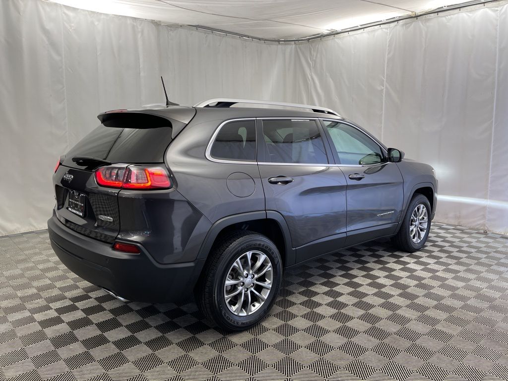 2021 Jeep Cherokee Latitude Lux photo 3