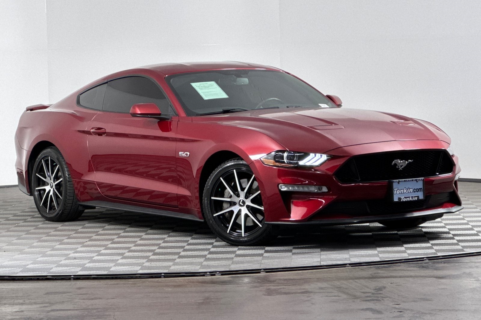 2019 Ford Mustang GT photo 2