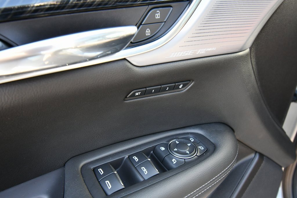2023 Cadillac XT6 Premium Luxury photo 17