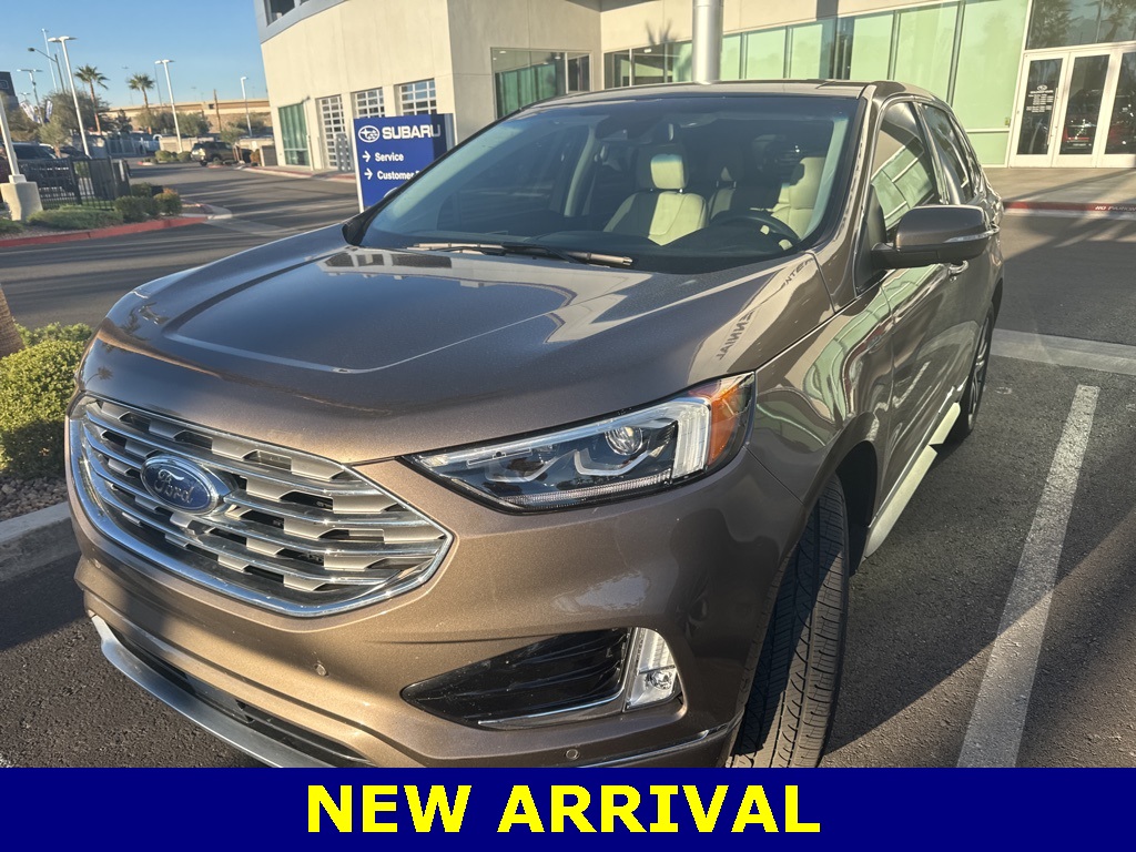 2019 Ford Edge Titanium's photo