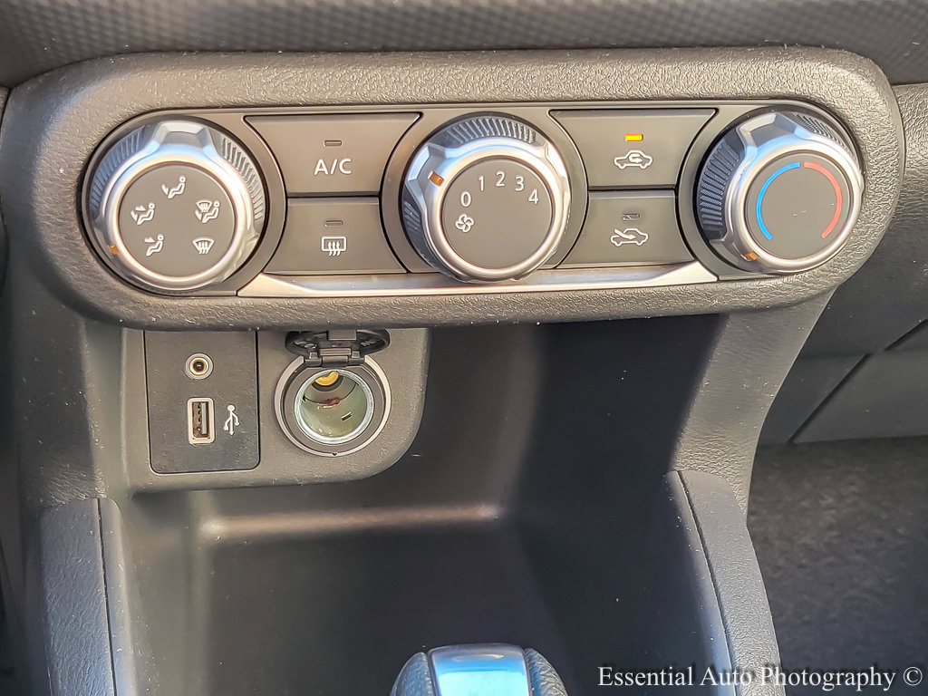 2023 NISSAN KICKS - Image 14