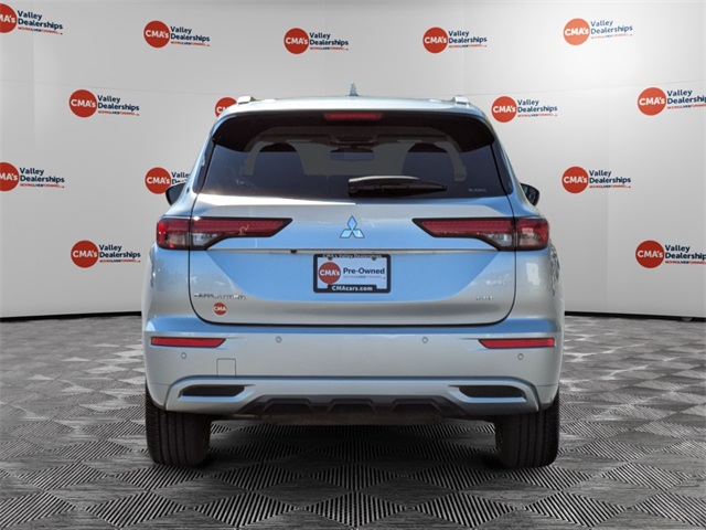 2023 Mitsubishi Outlander SEL photo 6
