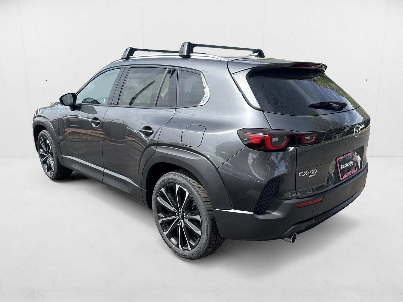 2025 Mazda CX-50 2.5 Premium Plus photo 4