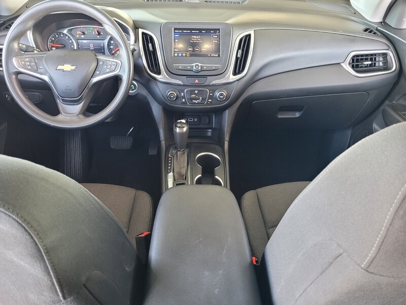 2020 Chevrolet Equinox LT photo 10