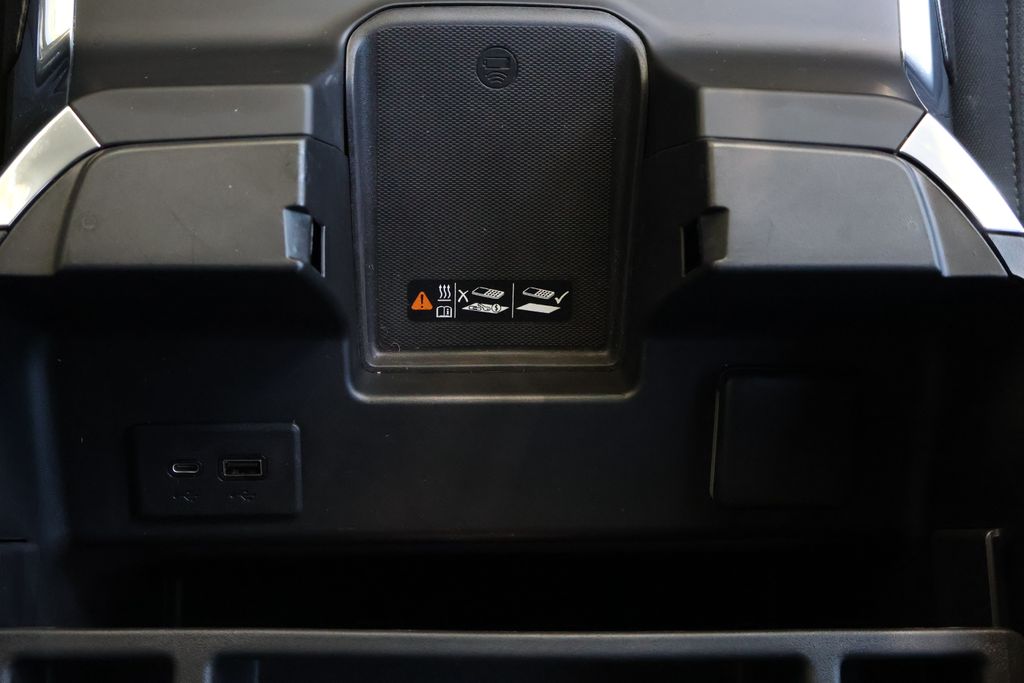 2022 Chevrolet Silverado 1500 RST photo 23
