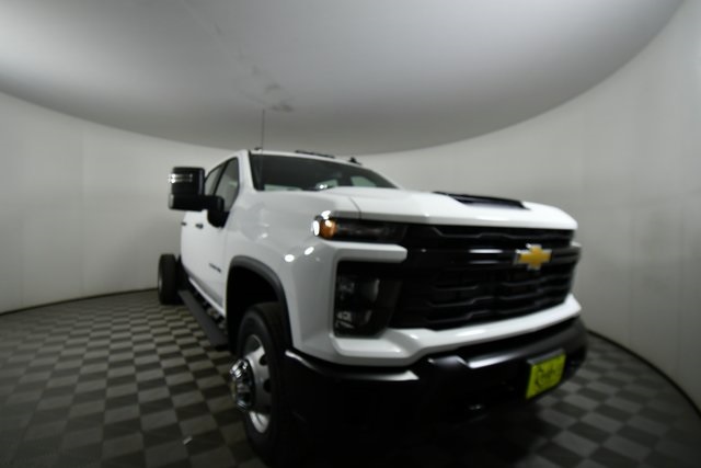 2025 Chevrolet Silverado 3500HD Work Truck photo 7