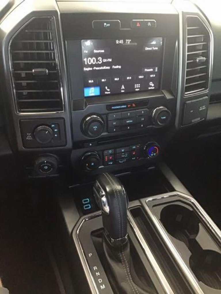 2017 Ford F-150 XLT photo 3