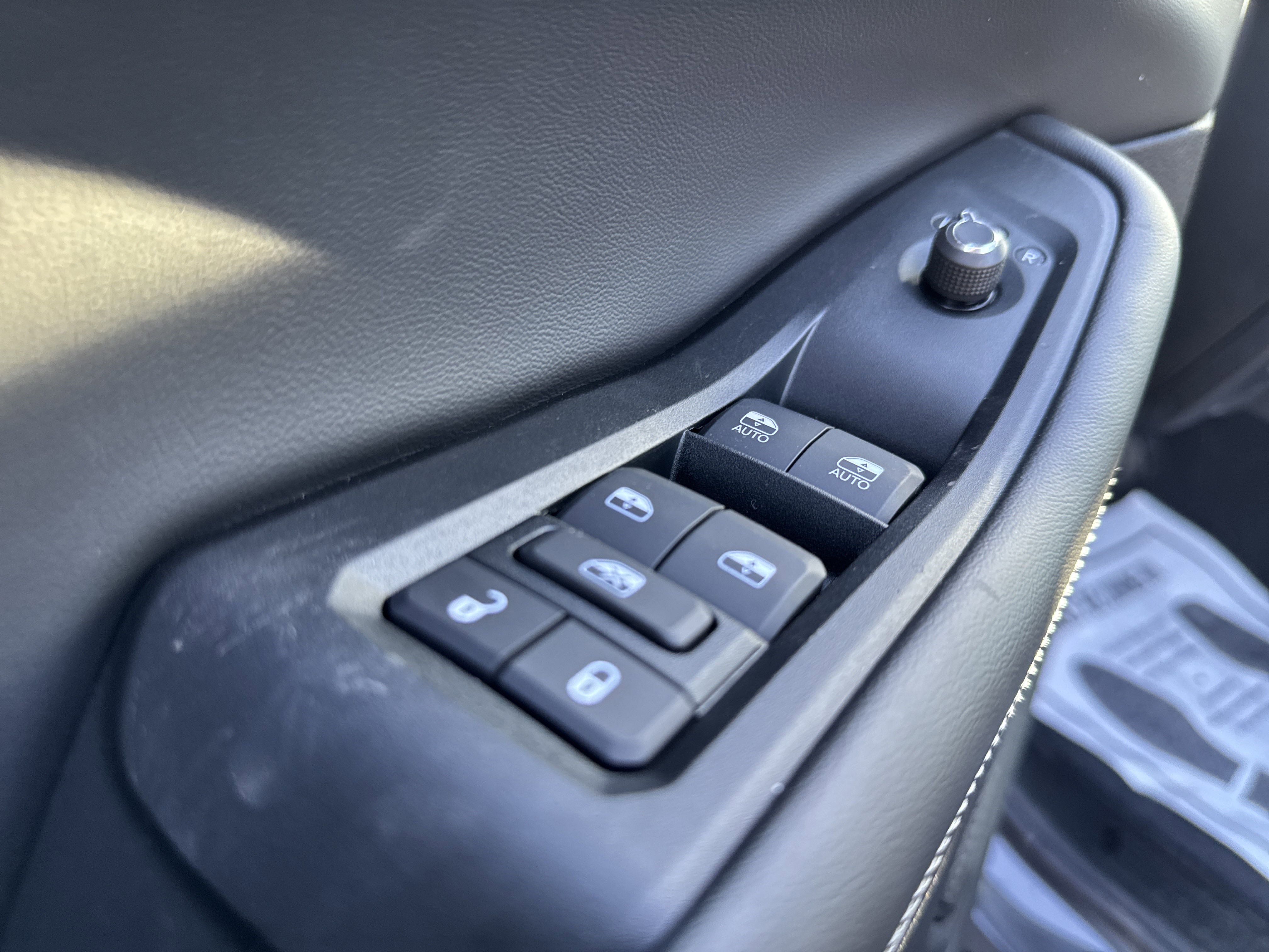 2025 Jeep Grand Cherokee Laredo X photo 15
