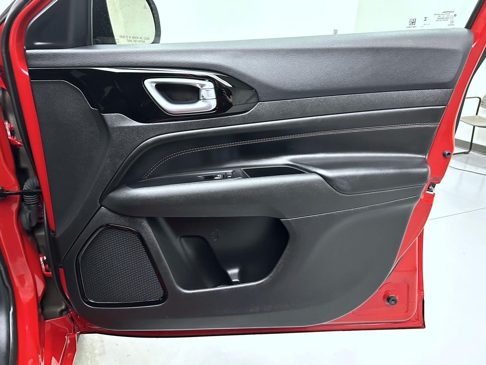2023 Jeep Compass Sport Red Edition photo 15