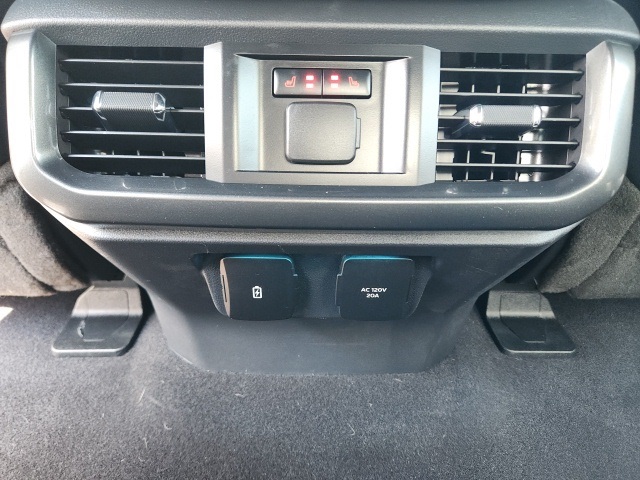 2023 Ford F-150 Lariat photo 30