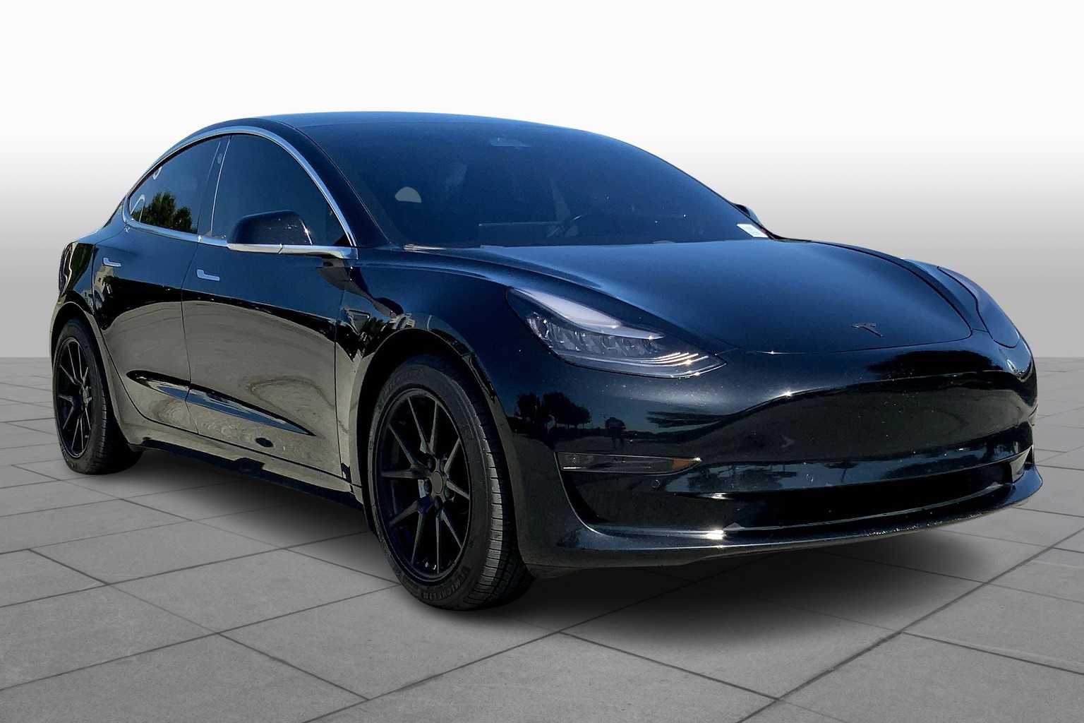 Used 2019 Tesla Model 3 Long Range with VIN 5YJ3E1EB9KF385075 for sale in Rockwall, TX