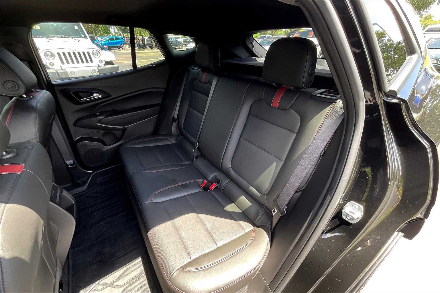 2025 Chevrolet Trax photo 22