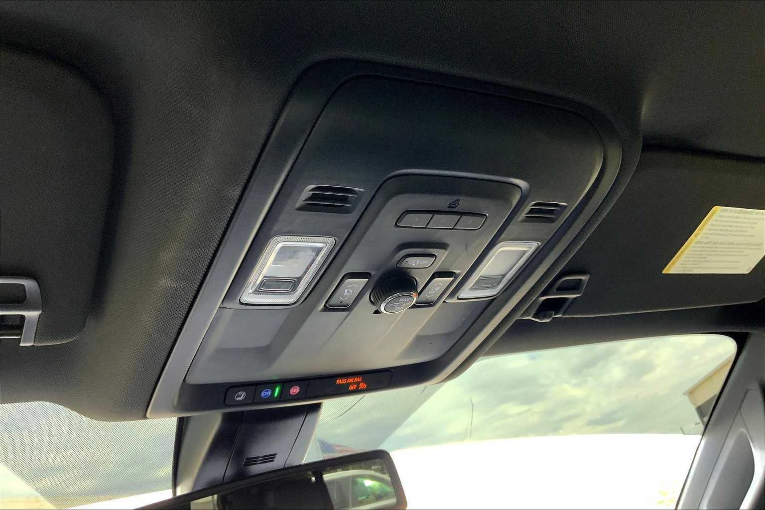 2021 Chevrolet Tahoe Z71 photo 27