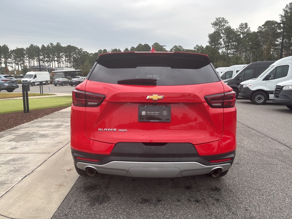 2023 Chevrolet Blazer 2LT photo 2