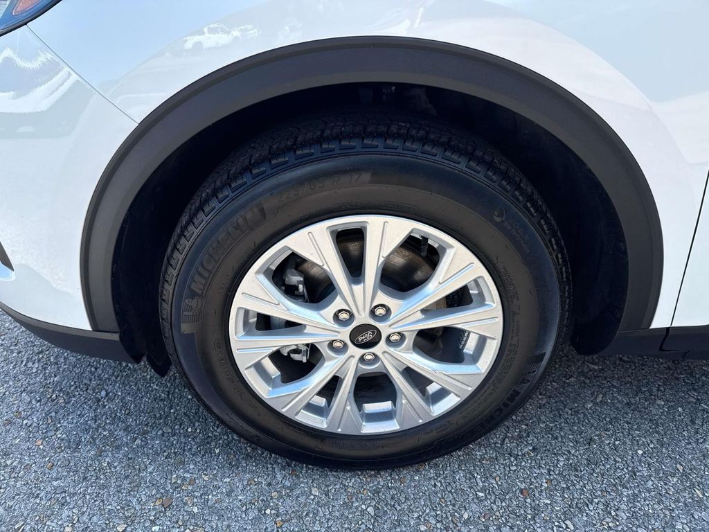 2024 Ford Escape Active photo 2