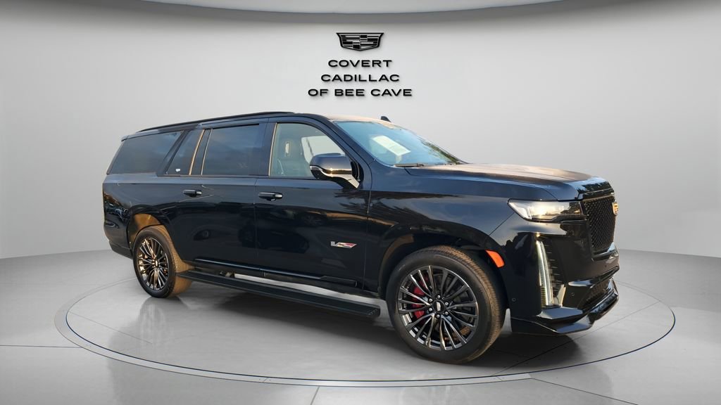 2023 Cadillac Escalade ESV V-Series's photo