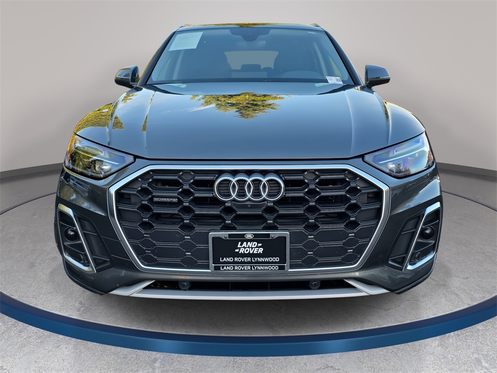 2023 Audi Q5 45 S line Premium photo 2