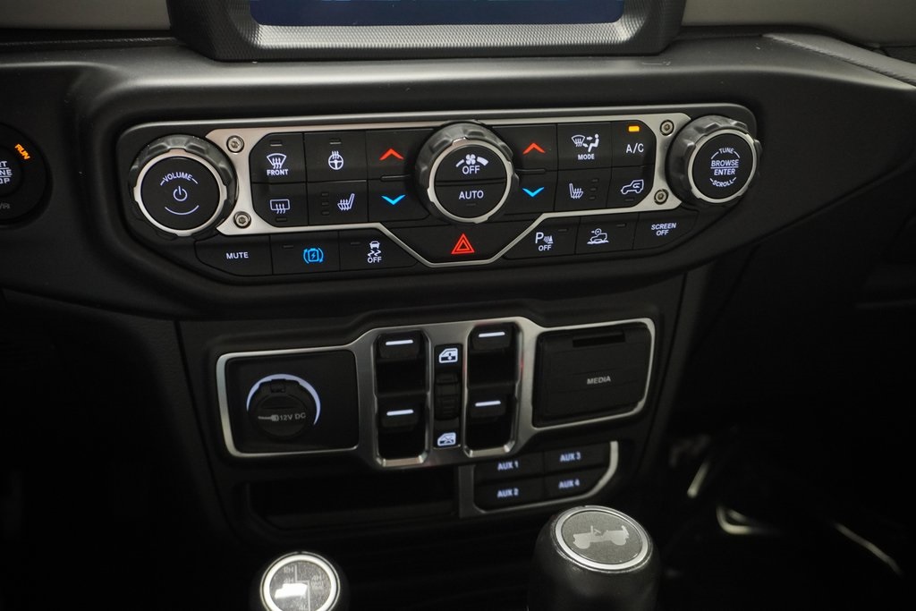 2021 Jeep Wrangler Unlimited Sahara High Altitude 4xe photo 25
