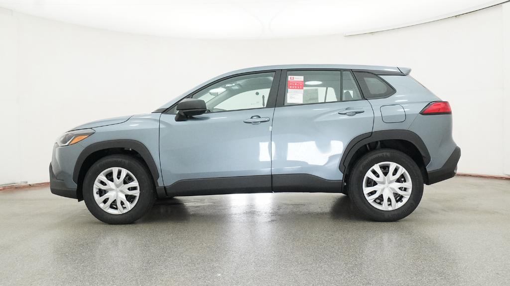 2025 Toyota Corolla Cross L photo 10
