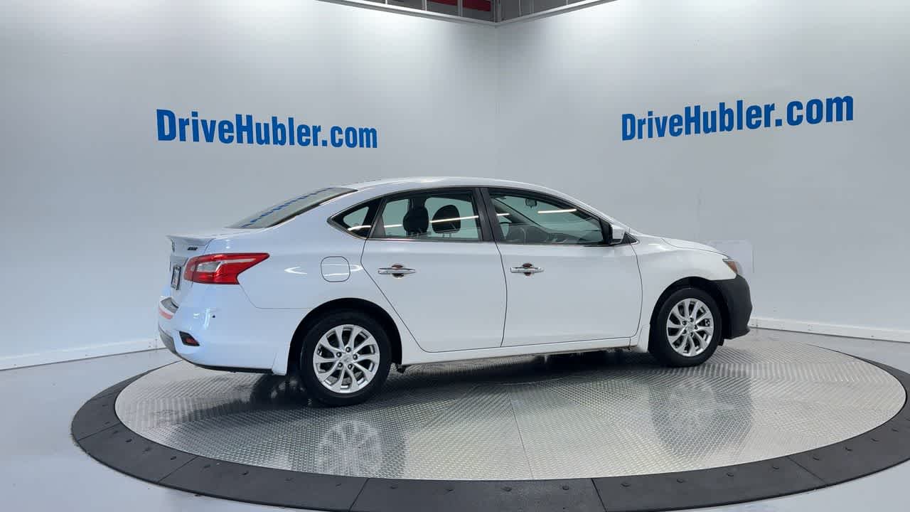 2017 Nissan Sentra S photo 3