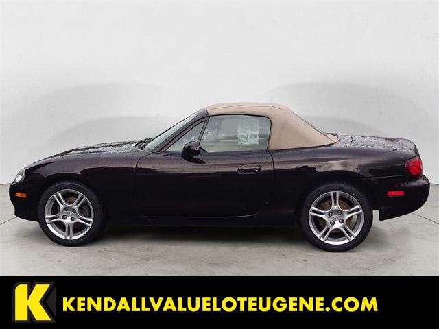 2004 Mazda MX-5 Miata Miata LS photo 2